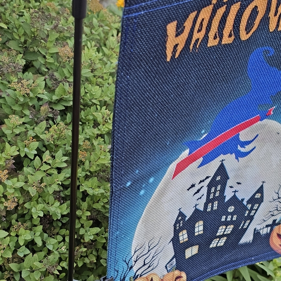 Buffalo Bills Halloween Garden Sign 12'x18' Doubled Sided Post Included ●New● - Picture 4 of 8